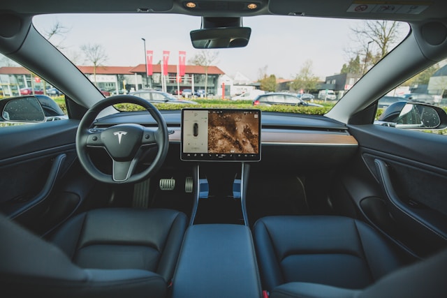 case studies showcasing successful real-time applications
                  using edge technology