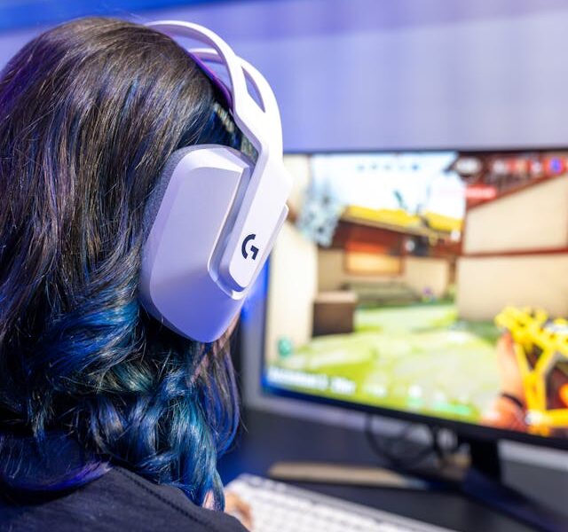 Choosing the Right Monitor: Insights into IPS and VA Panel
                  Technologies for Gamers